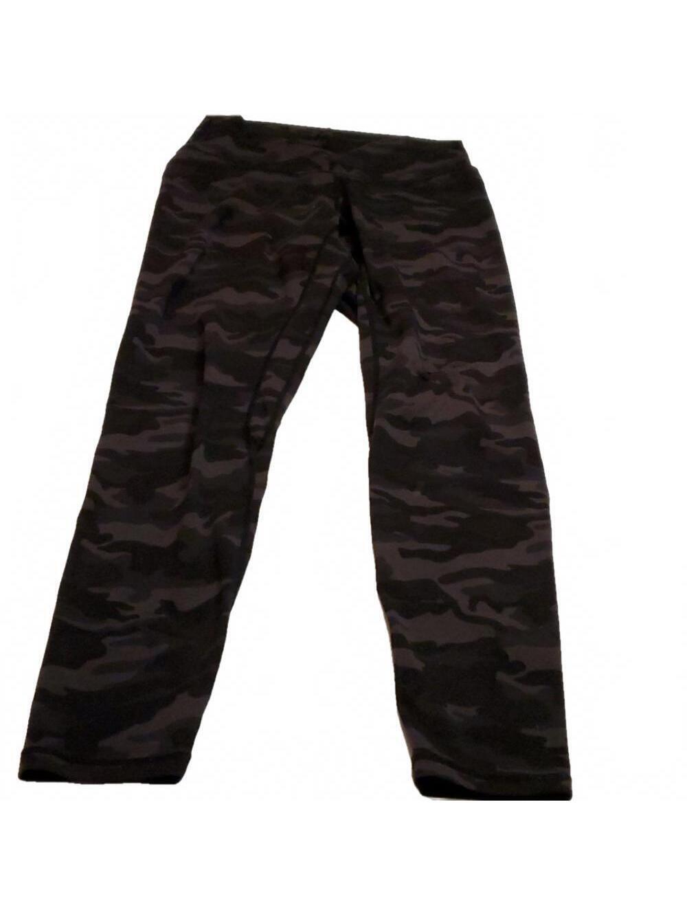 FINAL PRICE #1440 Colorfulkoala camo leggings. Medium b402